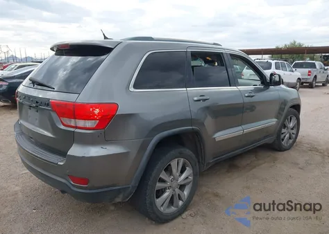 2013 Jeep Grand Cherokee Laredo z USA, uszkodzony, nr VIN 1C4RJEAG7DC579784